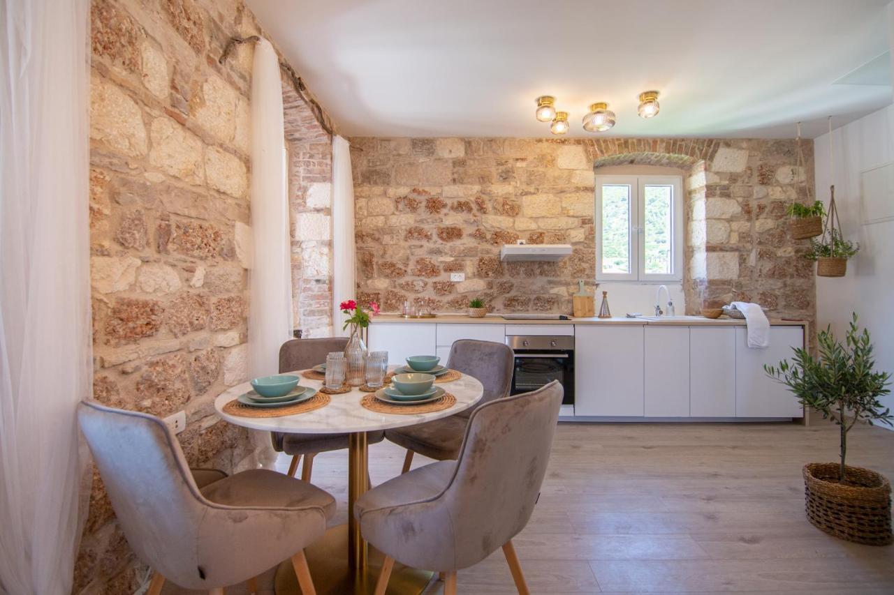 Apartments Mali Raj Komiža Eksteriør billede