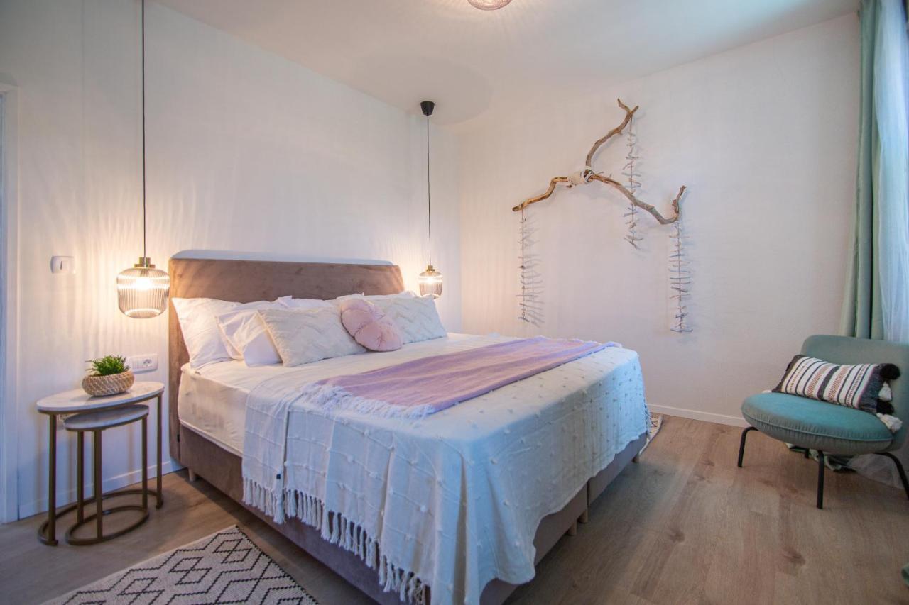 Apartments Mali Raj Komiža Eksteriør billede